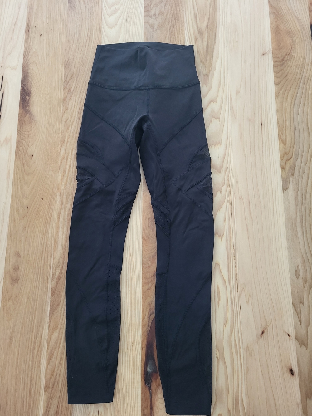 Lululemon Wunder Under  Leggings With Mesh